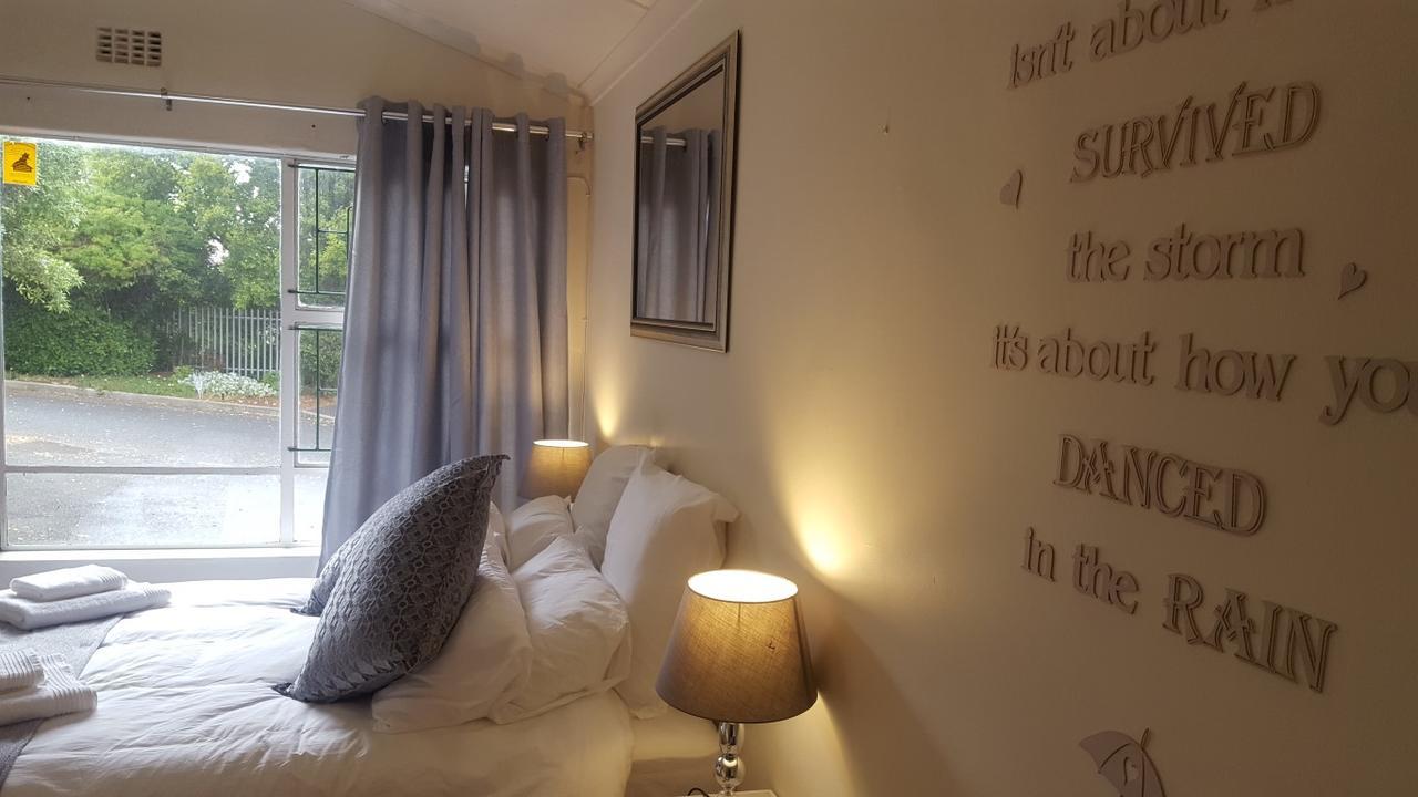 Pelikaan 9 Apartment Stellenbosch Ngoại thất bức ảnh